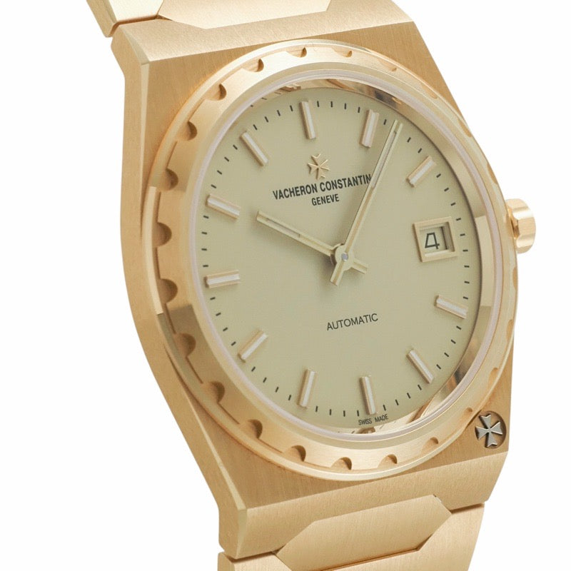 江诗丹顿 4200H/222J-B935 Historiques 222 腕表,附 2025 年保修卡,镀金黄金材质