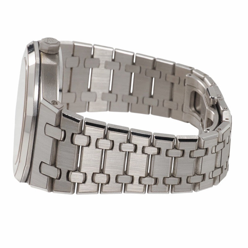 Audemars Piguet 15503BC.OO.1220.BC.01 Royal Oak, Limited Edition of 300 pieces, Blue and White Gold