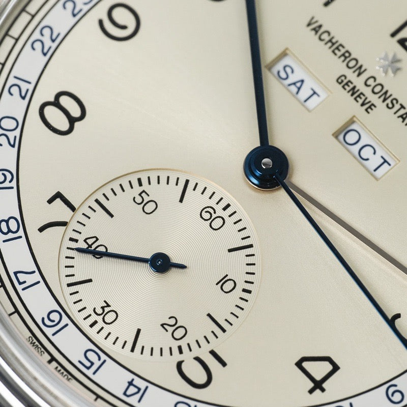 江诗丹顿 3110V-000A-B426 Historiques 三重日历 1942 象牙色不锈钢