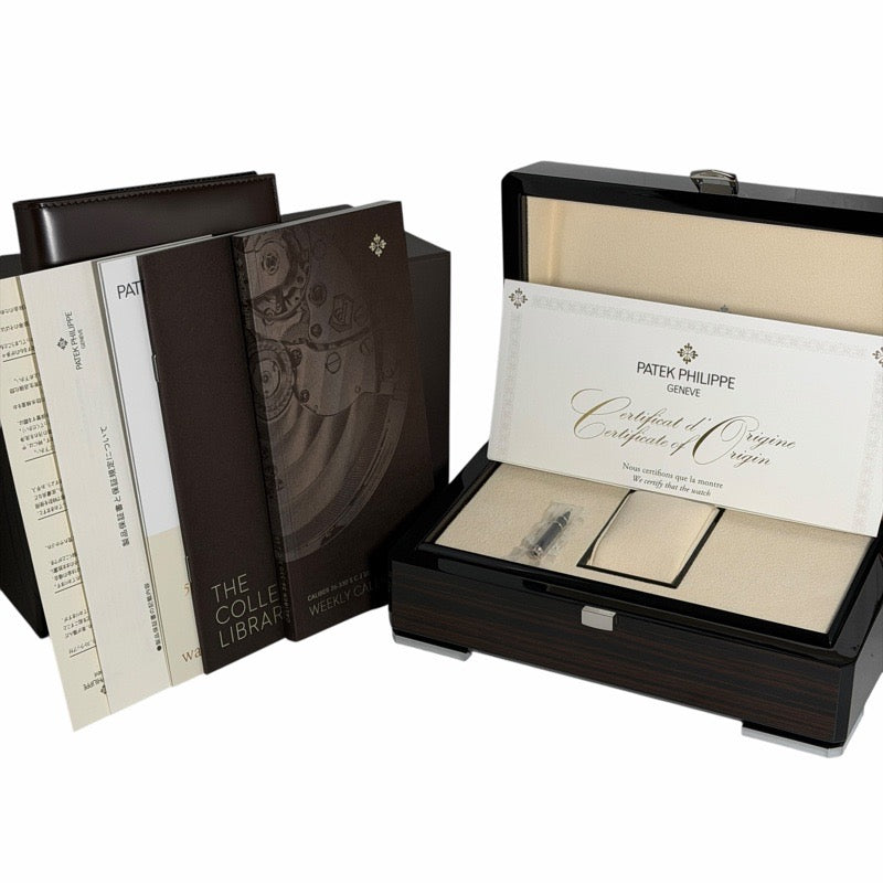 Patek Philippe 5212A-001 Calatrava Weekly Calendar Silver Opaline Stainless