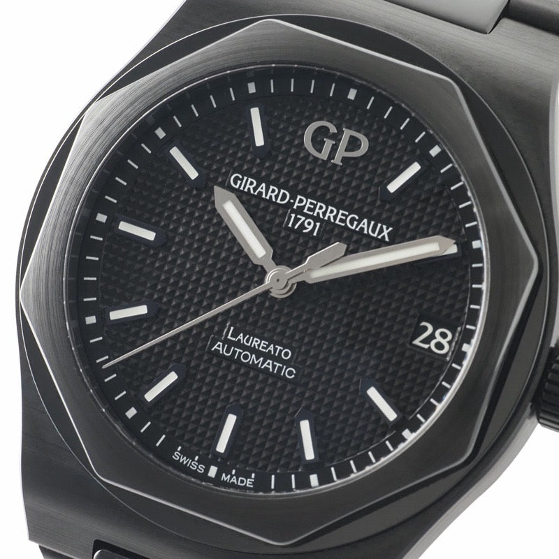 Girard-Perregaux 81010-32-631-32A Laureato Black Ceramic