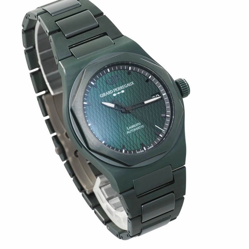 芝柏 (Girard-Perregaux) 81010-32-3081-1CX Laureato 阿斯顿·马丁限量版腕表，全球限量 388 枚，绿色陶瓷材质