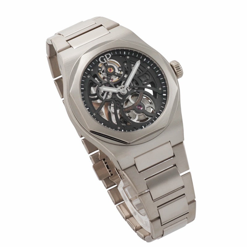 芝柏 (Girard-Perregaux) 81015-53-3240-1GM Laureato Skeleton 腕表，限量版 100 枚，吉田 (Yoshida) 款，镂空设计，白金